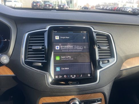 Certified 2024 Volvo XC90 T8 Plus w/ Protection Package Premier image 7