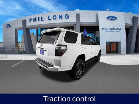 Used 2020 Toyota 4Runner Venture AWD/4WD image 5