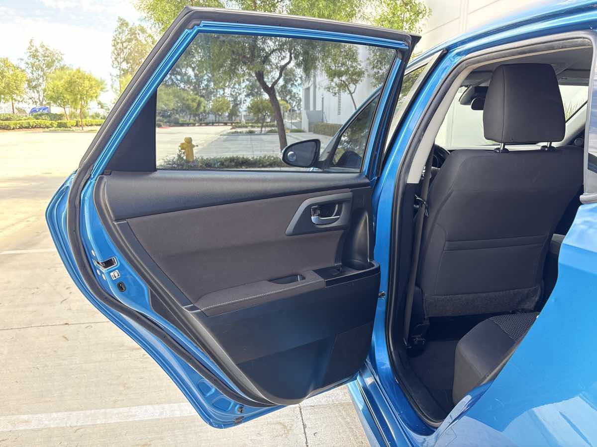 Used 2017 Toyota Corolla iM w/ Carpet Mat Package FWD image 11