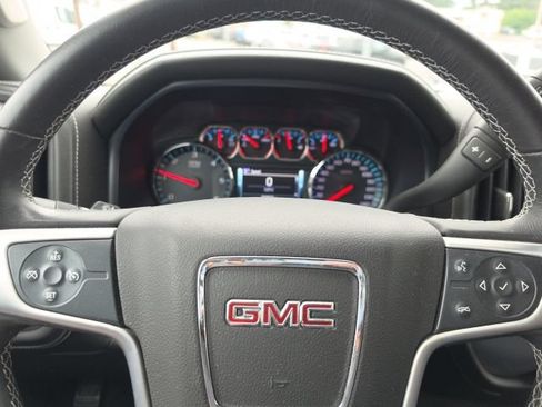 Used 2017 GMC Sierra 2500 SLE w/ HD SLE Preferred Plus Package AWD/4WD image 3