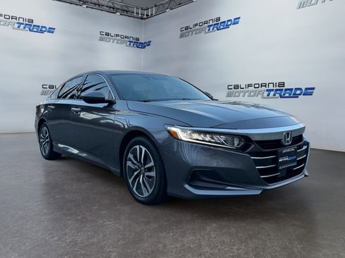 Used 2021 Honda Accord Hybrid image 3
