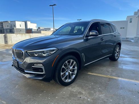 Used 2019 BMW X5 xDrive40i w/ Premium Package 2 image 3