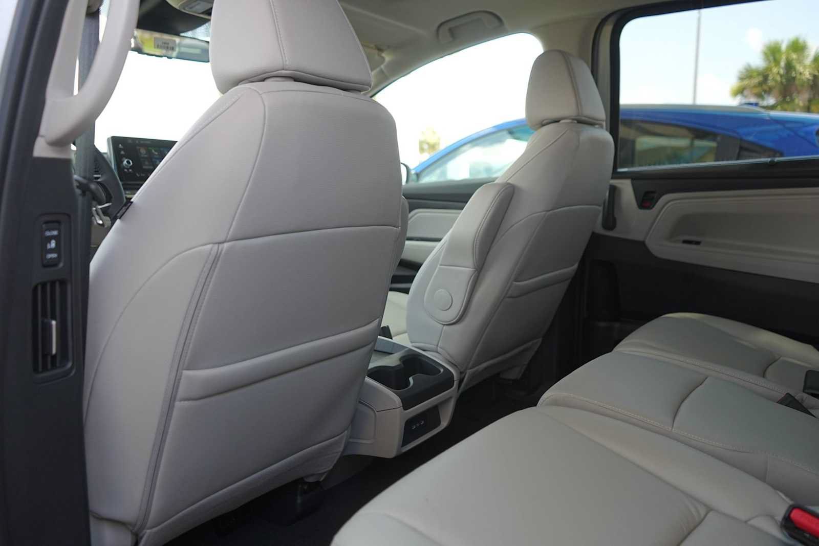 New 2027 Honda Odyssey EX-L image 12