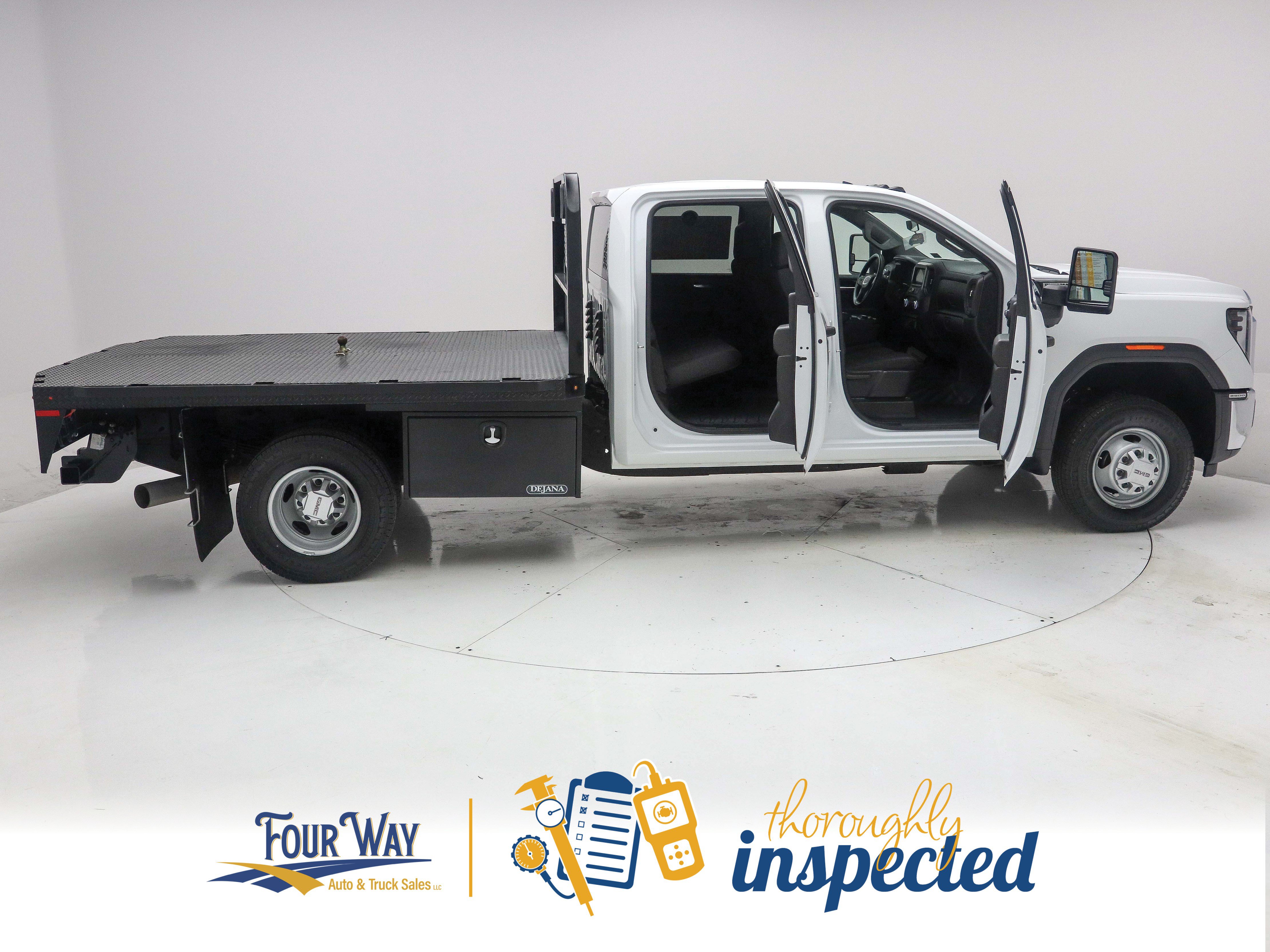 Used 2024 GMC Sierra 3500 Pro w/ Convenience Package AWD/4WD image 3