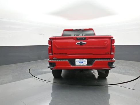 Used 2024 Chevrolet Silverado 2500 LTZ w/ LTZ Plus Package image 6