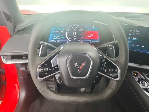 Used 2024 Chevrolet Corvette Stingray Preferred Conv w/ Z51 Performance Package RWD image 19