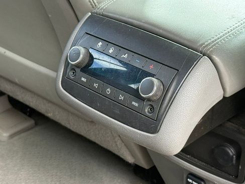 Used 2014 Buick Enclave Leather image 5