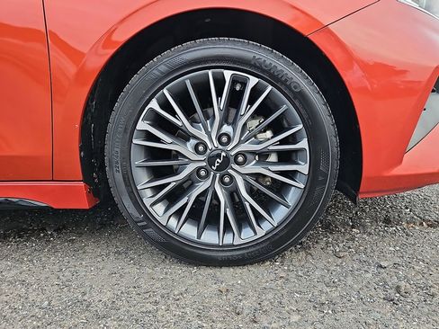 Certified 2024 Kia Forte GT-Line image 9