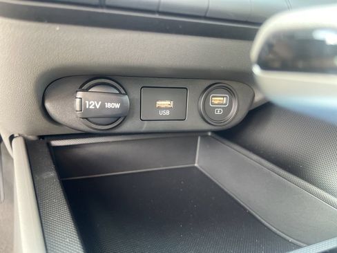 Certified 2023 Hyundai Elantra SEL w/ Preferred Accessory Package FWD image 22