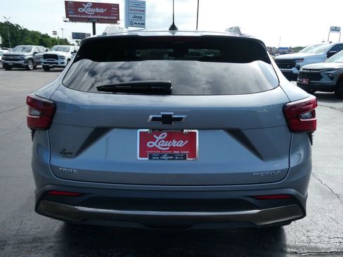 Certified 2025 Chevrolet Trax ACTIV w/ Driver Confidence Package FWD image 6