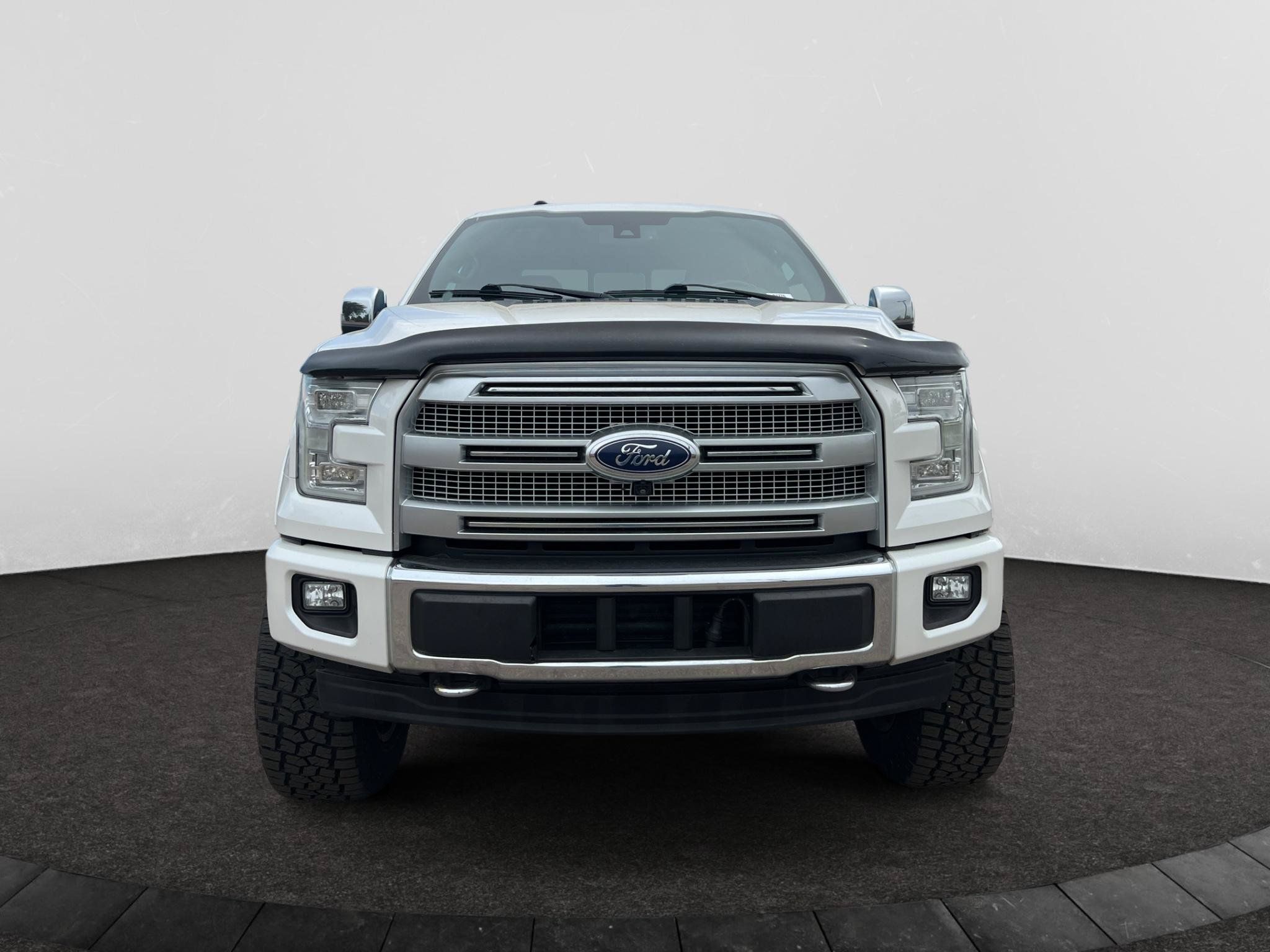 Used 2017 Ford F150 Platinum w/ Technology Package AWD/4WD image 3