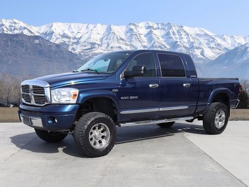 Used 2007 Dodge Ram 1500 Truck Laramie w/ Trailer Tow Group image 2