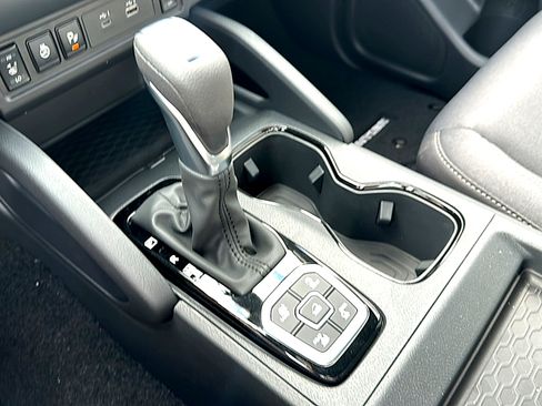 New 2026 Nissan Frontier SV w/ SV Convenience Package image 25