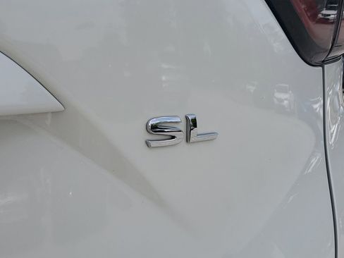 Used 2024 Nissan Murano SL FWD image 9