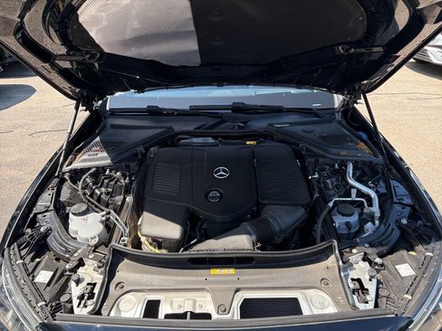 Used 2025 Mercedes-Benz E 350 4MATIC Sedan image 20