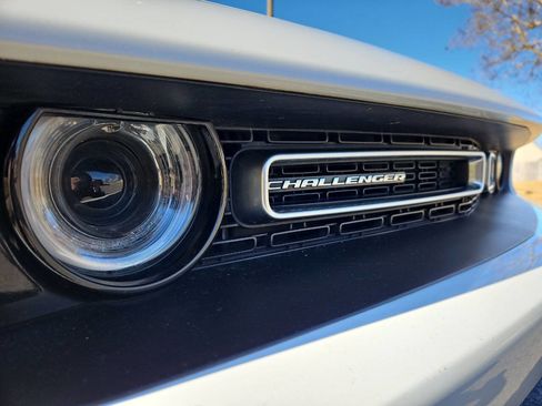 Used 2018 Dodge Challenger R/T Plus image 10