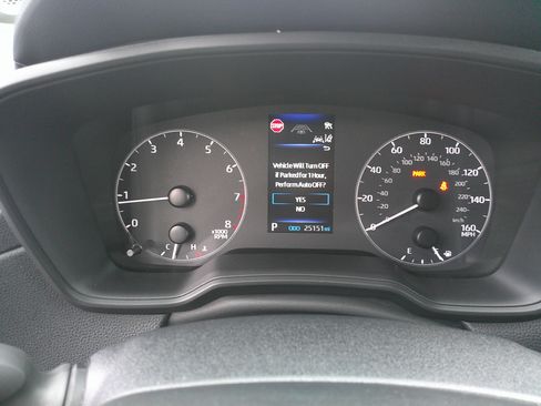 Used 2024 Toyota Corolla Cross LE w/ Moonroof Package image 22