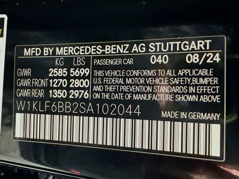 Used 2025 Mercedes-Benz E 450 4MATIC Sedan w/ MBUS Superscreen Package image 34