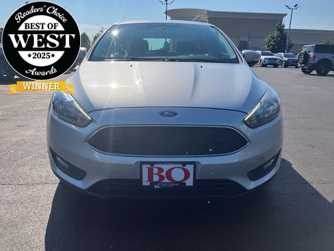 Used 2016 Ford Focus SE w/ Equipment Group 201A FWD image 1