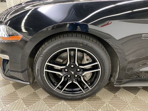 Used 2020 Ford Mustang GT image 15