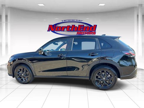 Used 2025 Honda HR-V Sport image 6