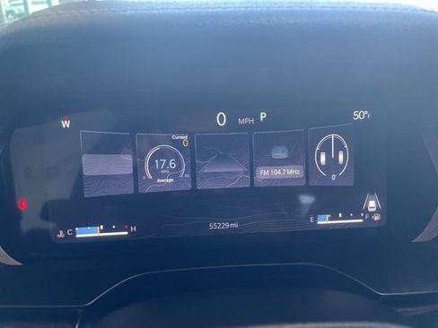 Used 2023 Jeep Grand Cherokee Limited image 25