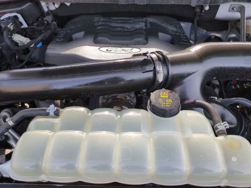 Used 2022 Ford F150 XLT w/ Equipment Group 302A High image 18