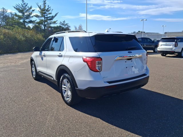 Used 2020 Ford Explorer XLT AWD/4WD image 6