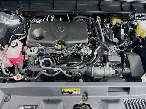 Used 2022 Toyota Highlander Limited FWD image 35