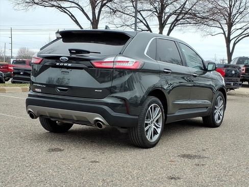 Used 2024 Ford Edge Titanium image 5