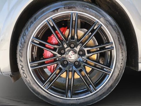 Used 2013 Porsche Cayenne GTS image 13