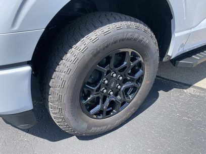 New 2025 Ford F150 XLT w/ Equipment Group 302A MID