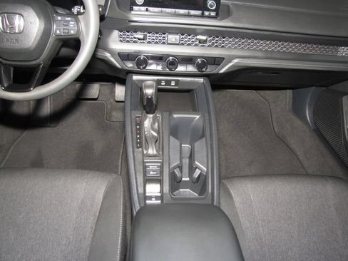 Certified 2023 Honda Accord EX image 15