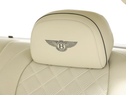 Used 2018 Bentley Flying Spur V8 AWD/4WD image 55