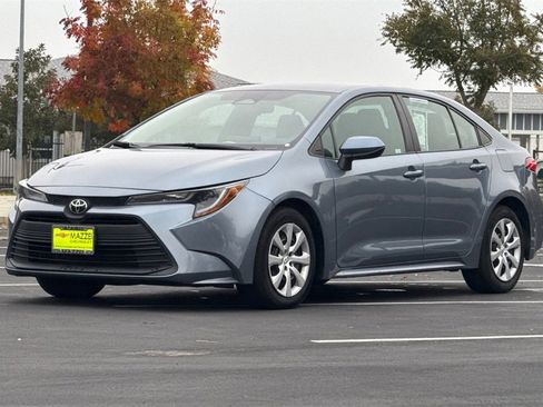 Used 2023 Toyota Corolla LE image 15