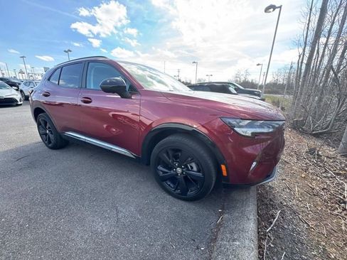 Certified 2022 Buick Envision Essence w/ Technology Package I image 3