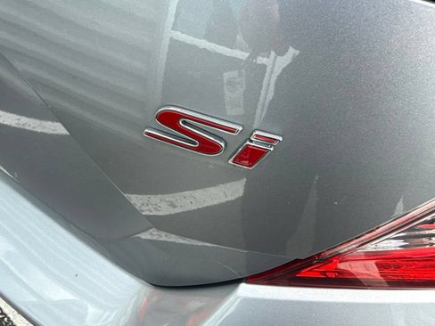 Used 2019 Honda Civic Si image 6