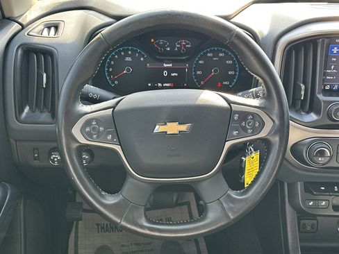 Used 2022 Chevrolet Colorado Z71 AWD/4WD image 25