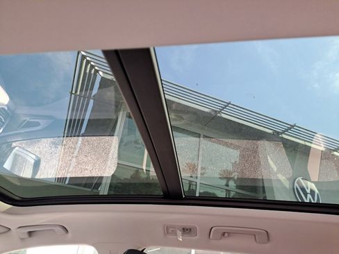 New 2025 Volkswagen Taos SEL image 25