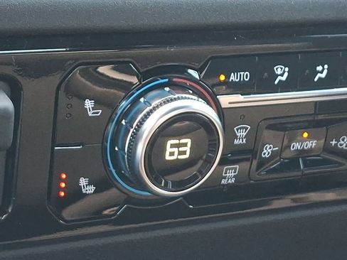 New 2026 GMC Sierra 1500 SLE AWD/4WD image 23