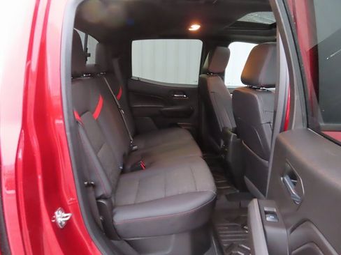 Used 2024 Chevrolet Colorado Z71 w/ Z71 Convenience Package 2 image 30