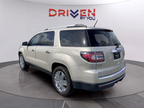 Used 2017 GMC Acadia Limited SLT image 4