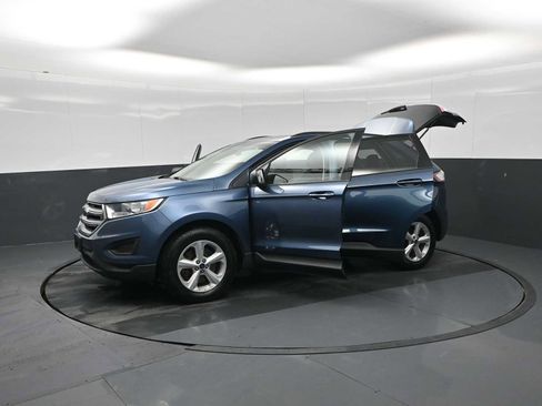 Used 2018 Ford Edge SE image 31