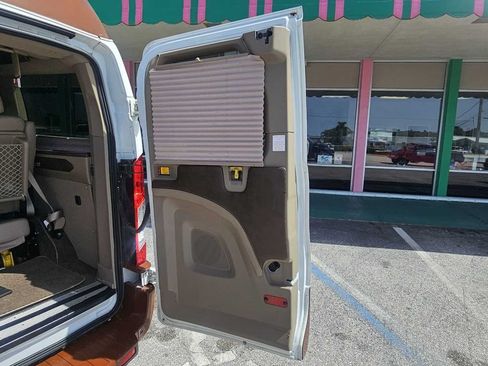 Used 2016 Ford Transit 150 XLT RWD image 23