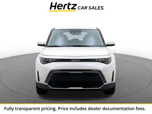 Used 2025 Kia Soul LX w/ LX Technology Package FWD image 1