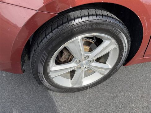 Used 2013 Chevrolet Cruze LT image 12