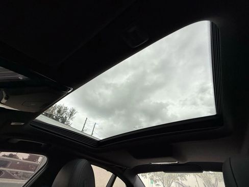 Used 2019 BMW 540i w/ Executive Package image 14