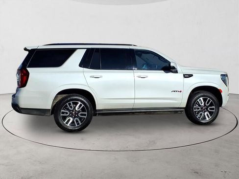 Used 2024 GMC Yukon AT4 w/ AT4 Premium Plus Package image 4