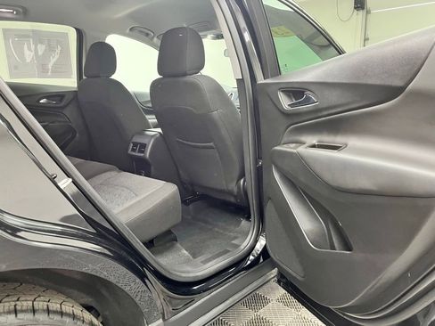 Used 2023 Chevrolet Equinox LT AWD/4WD image 33