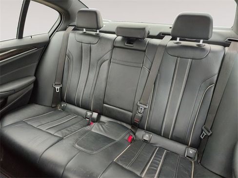 Certified 2023 BMW 540i xDrive w/ Convenience Package image 13